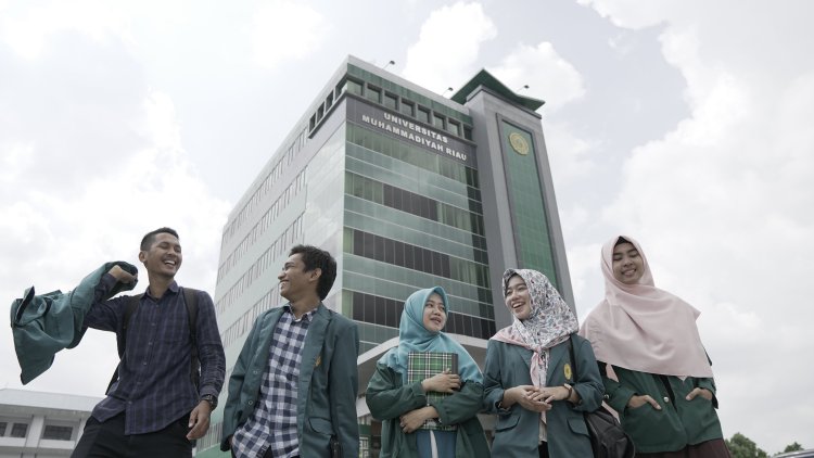 Cek Nama Mahasiswa UMRI Penerima Bansos Pendidikan Pemprov Riau