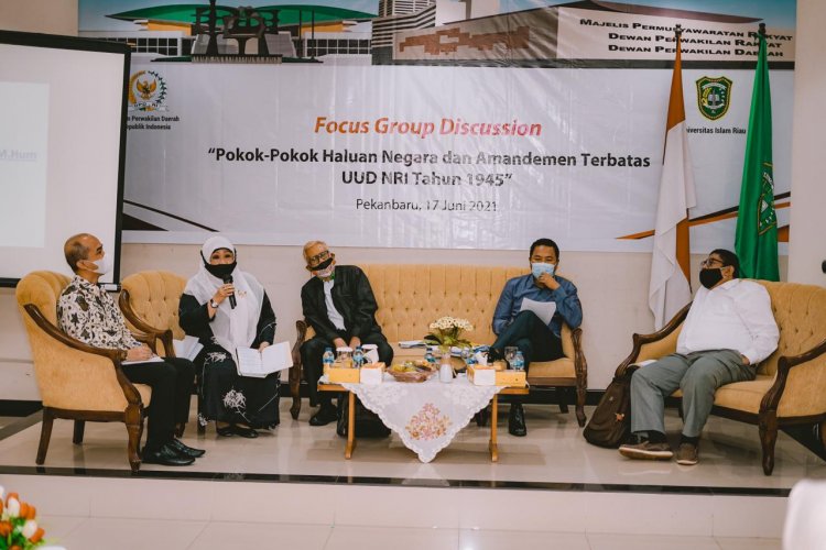 FGD di UIR, Akademisi dan Senator Asal Riau Bahas Amandemen UUD