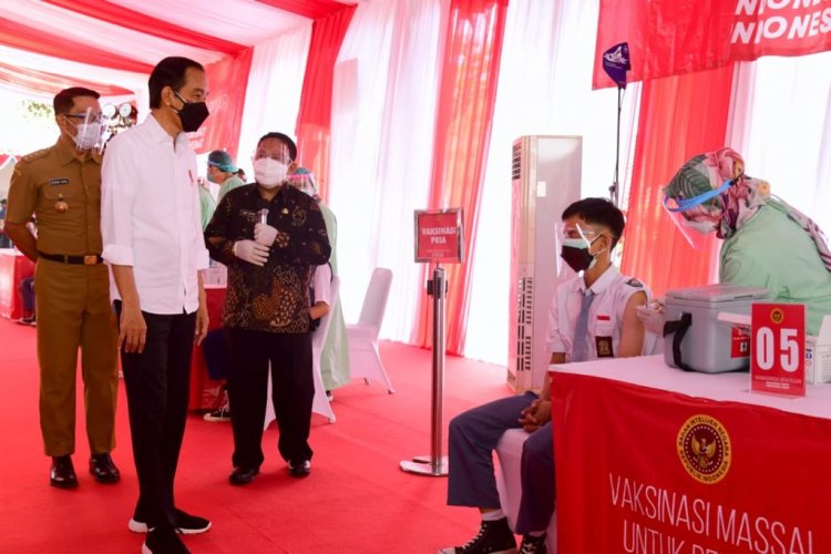 Jokowi Minta Vaksinasi Covid-19 Dilakukan secara Besar-besaran
