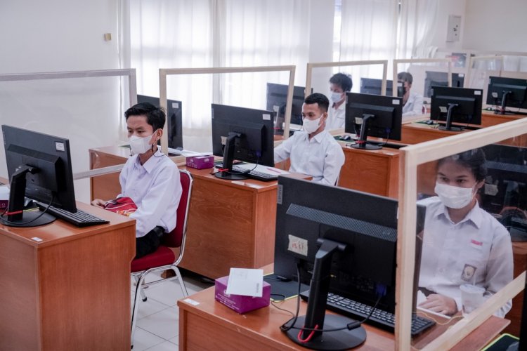 Gelombang Pertama, PCR Buka 2 Jalur Penerimaan Mahasiswa Baru