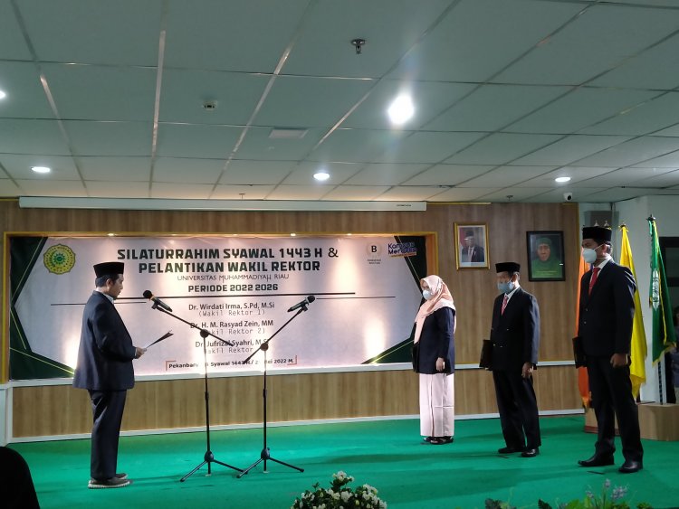 Tiga Wakil Rektor UMRI Dilantik