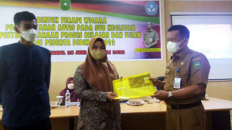 Disdik Riau Gelar Bimtek Terapi Wicara