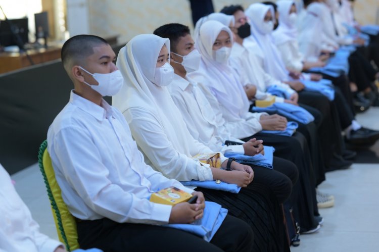Pesan Rektor UNRI untuk Mahasiswa Baru