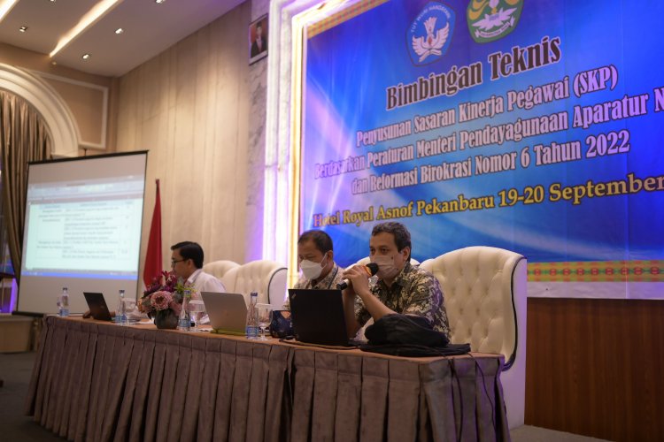 UNRI Bahas Perubahan Aturan tentang Sistem Manajemen PNS