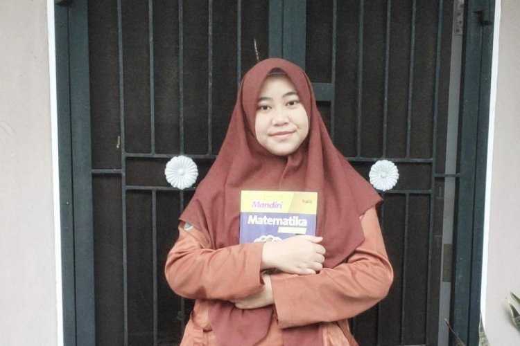 Siswi MAN 2 Pekanbaru Ini Sukses Raih 5 Medali di Ajang OSPAN 2022