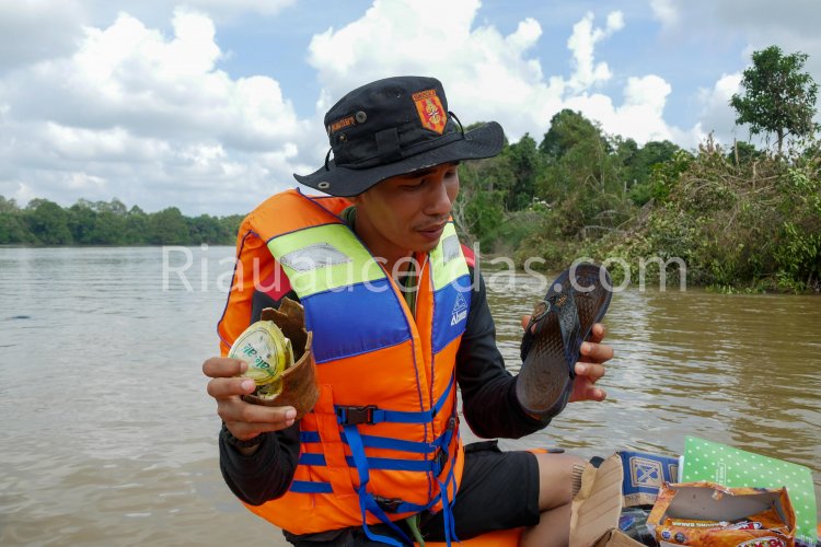 Ekspedisi Susur Sungai Temukan Banyak Sampah dan Diwanti-wanti Ada Buaya
