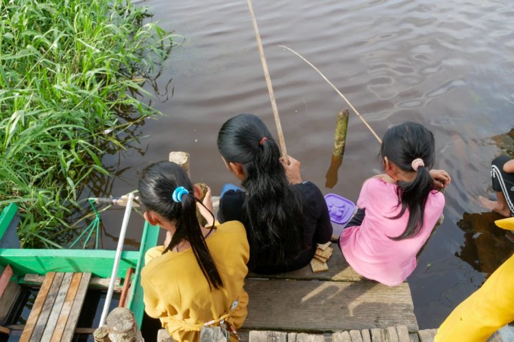 Hasil Laboratorium Ikan Mati di Sungai Kampar Tak Pernah Disampaikan ke Warga