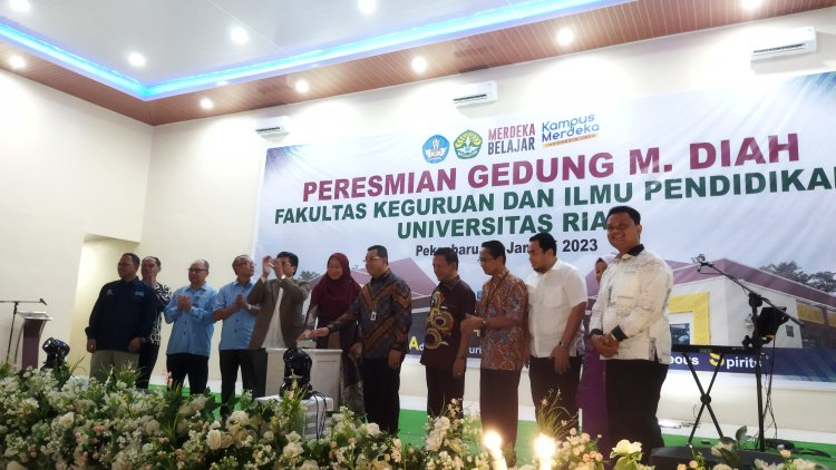 Dirancang Sejak 2019, Gedung M. Diah di FKIP Unri Diresmikan Rektor
