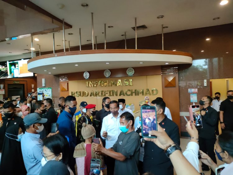 Tiba di Riau, Presiden Jokowi Langsung Tinjau RSUD Arifin Achmad