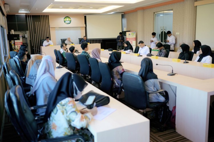 Baznas Riau Salurkan Bantuan Uang Kuliah untuk 84 Mahasiswa Universitas Riau
